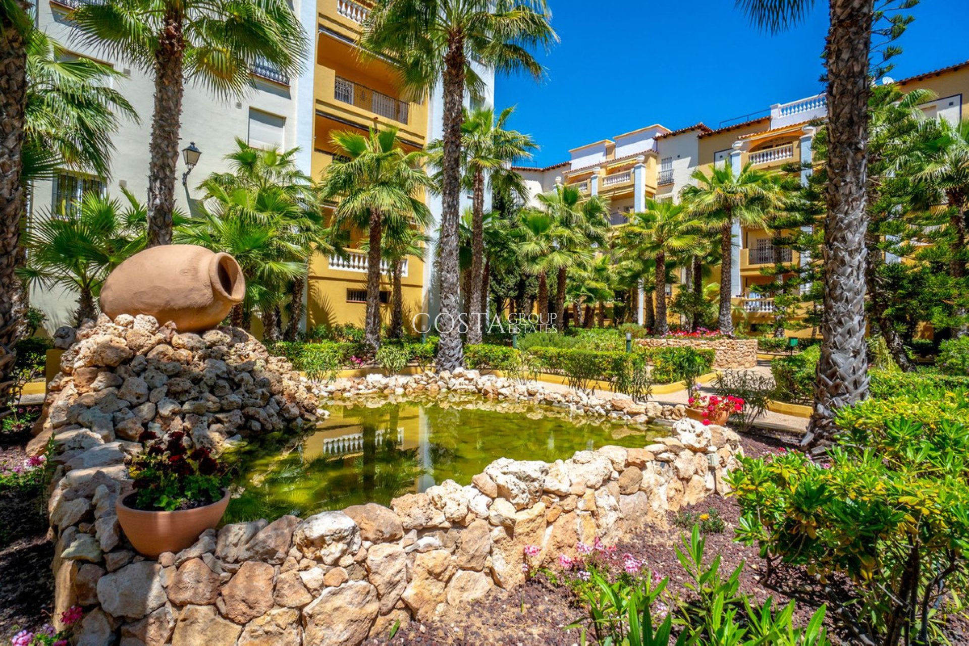 Odsprzedaż - Apartments -
Torrevieja - Torrevieja Centro