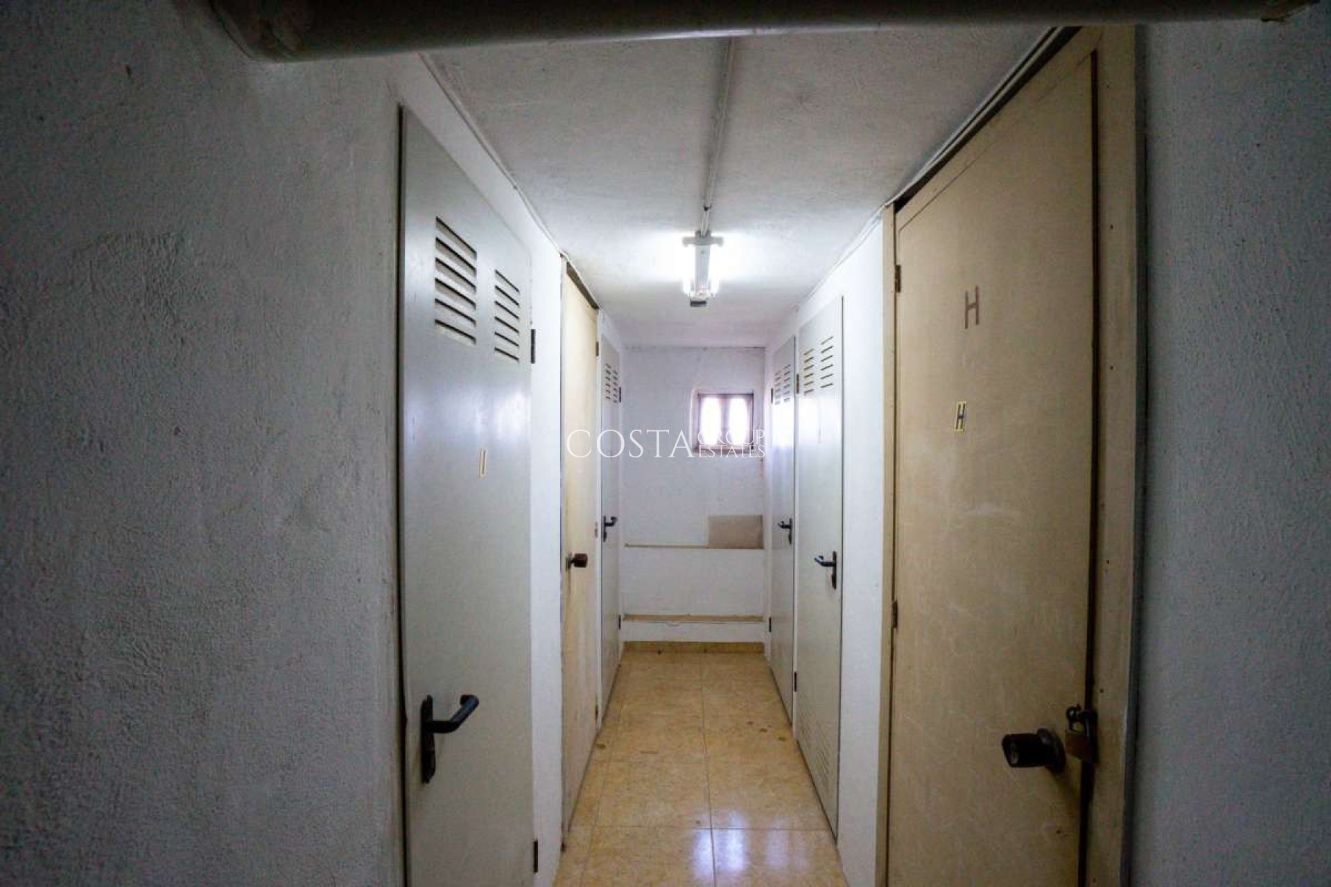 Odsprzedaż - Apartments -
Torrevieja - Torrevieja Centro