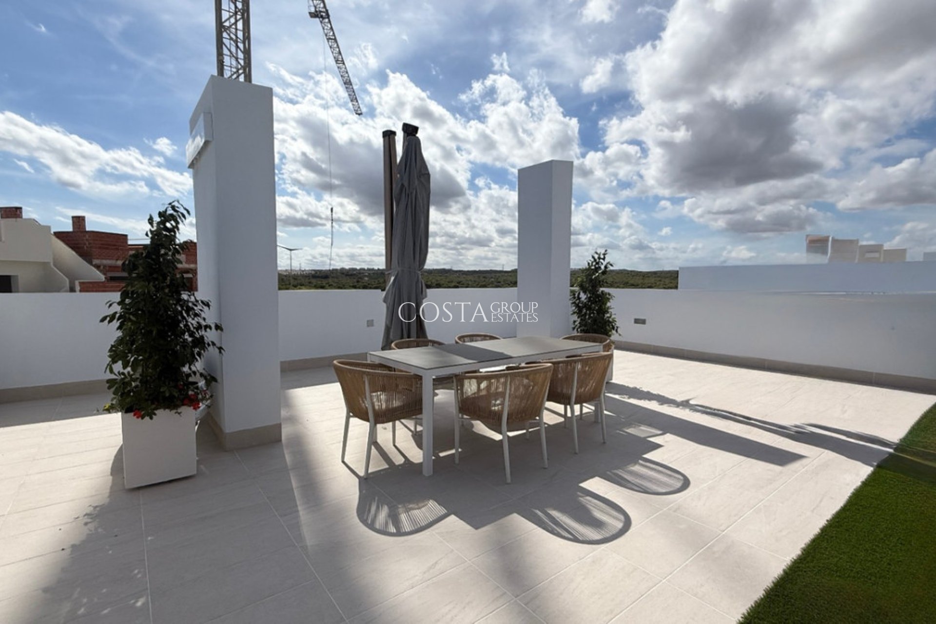 Odsprzedaż - Apartments -
Torrevieja - Torrevieja Centro