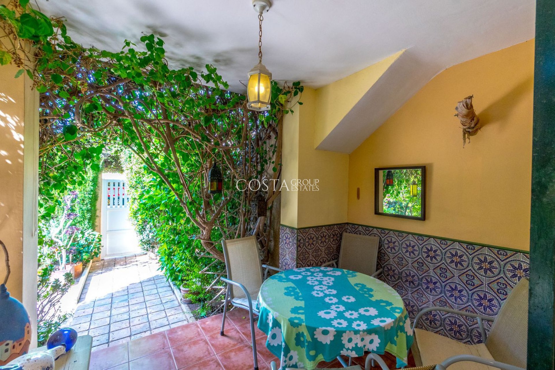 Odsprzedaż - Apartments -
Torrevieja - Torrevieja Centro