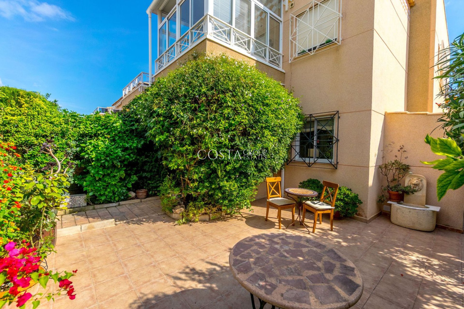 Odsprzedaż - Apartments -
Torrevieja - Torrevieja Centro