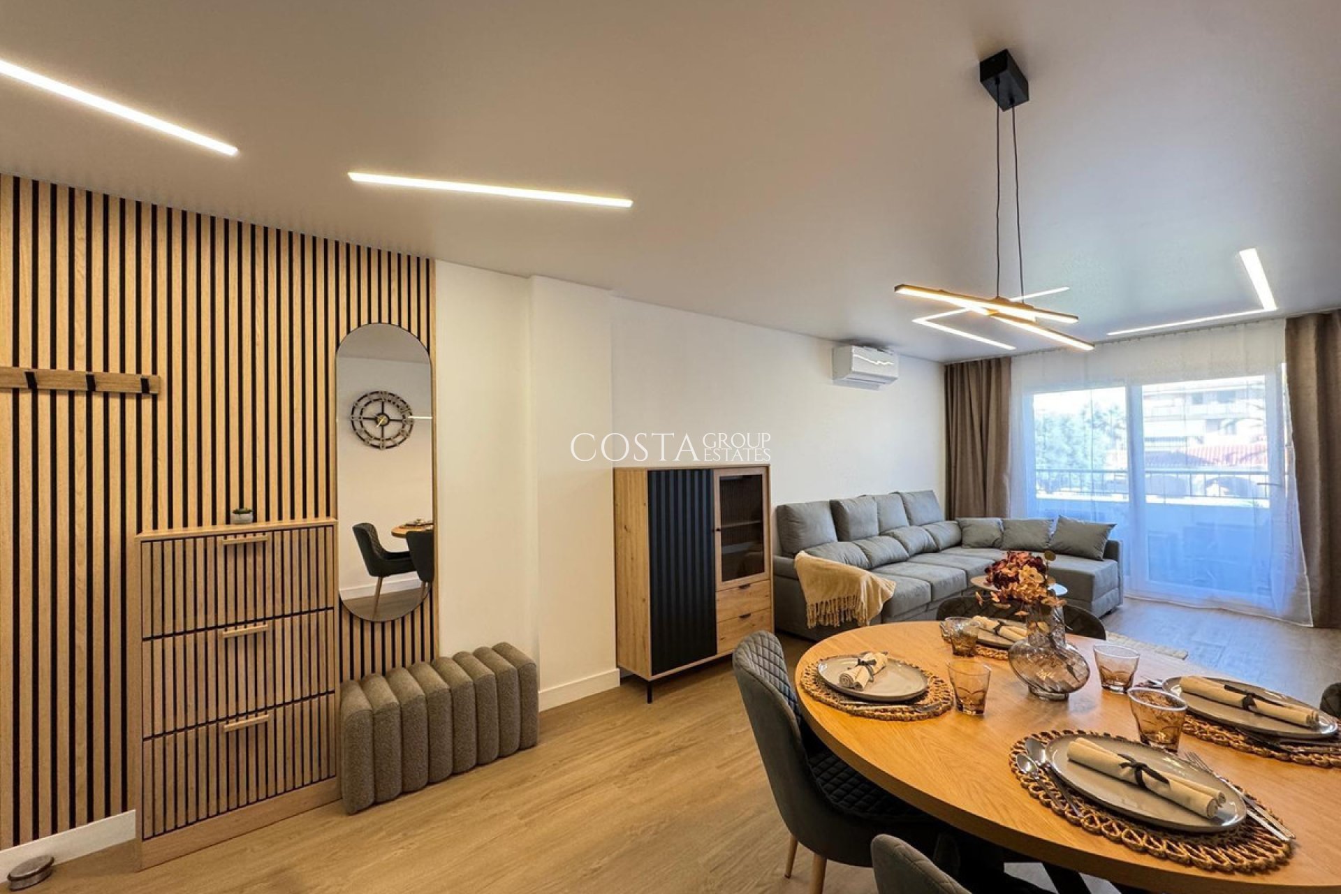 Odsprzedaż - Apartments -
Torrevieja - Torrevieja Centro