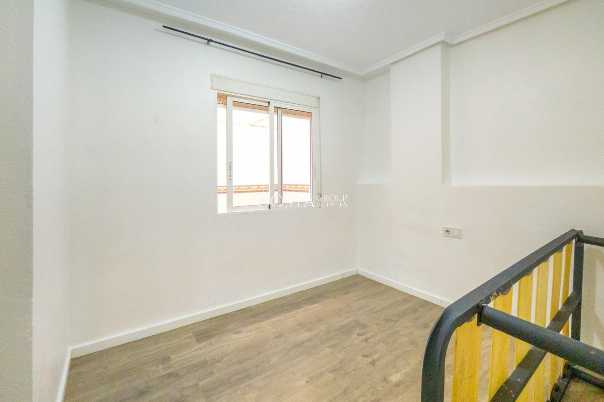 Odsprzedaż - Apartments -
Torrevieja - Torrevieja Centro