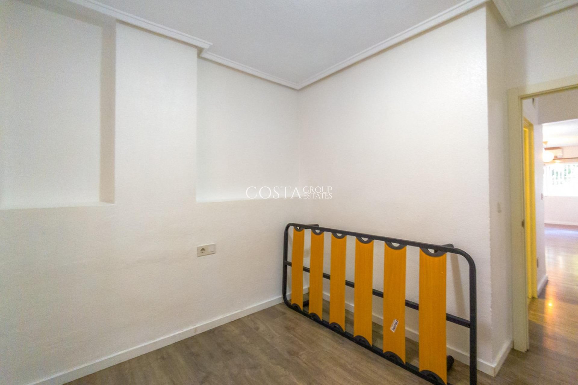 Odsprzedaż - Apartments -
Torrevieja - Torrevieja Centro