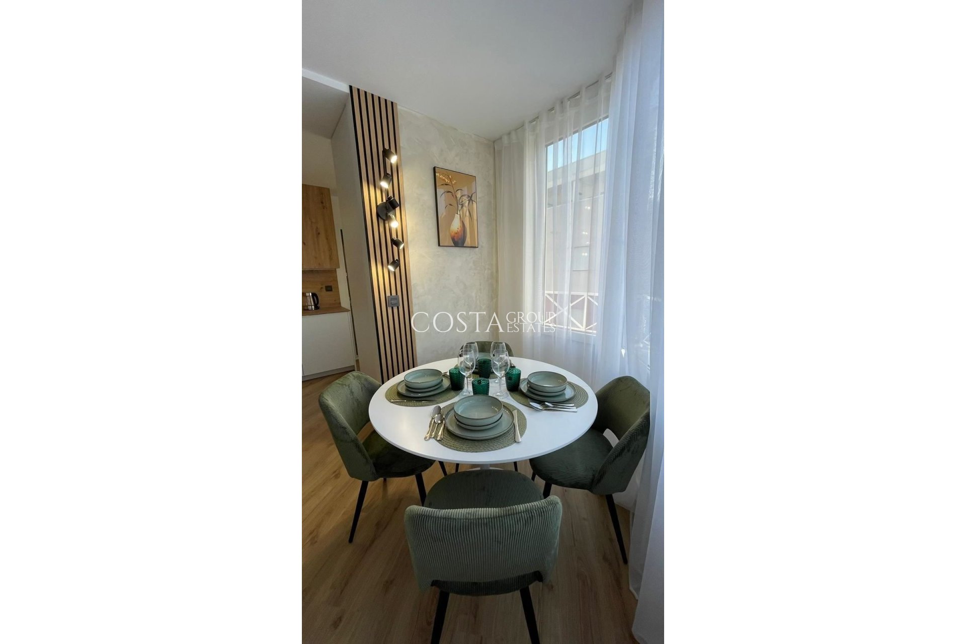 Odsprzedaż - Apartments -
Torrevieja - Torrevieja Centro