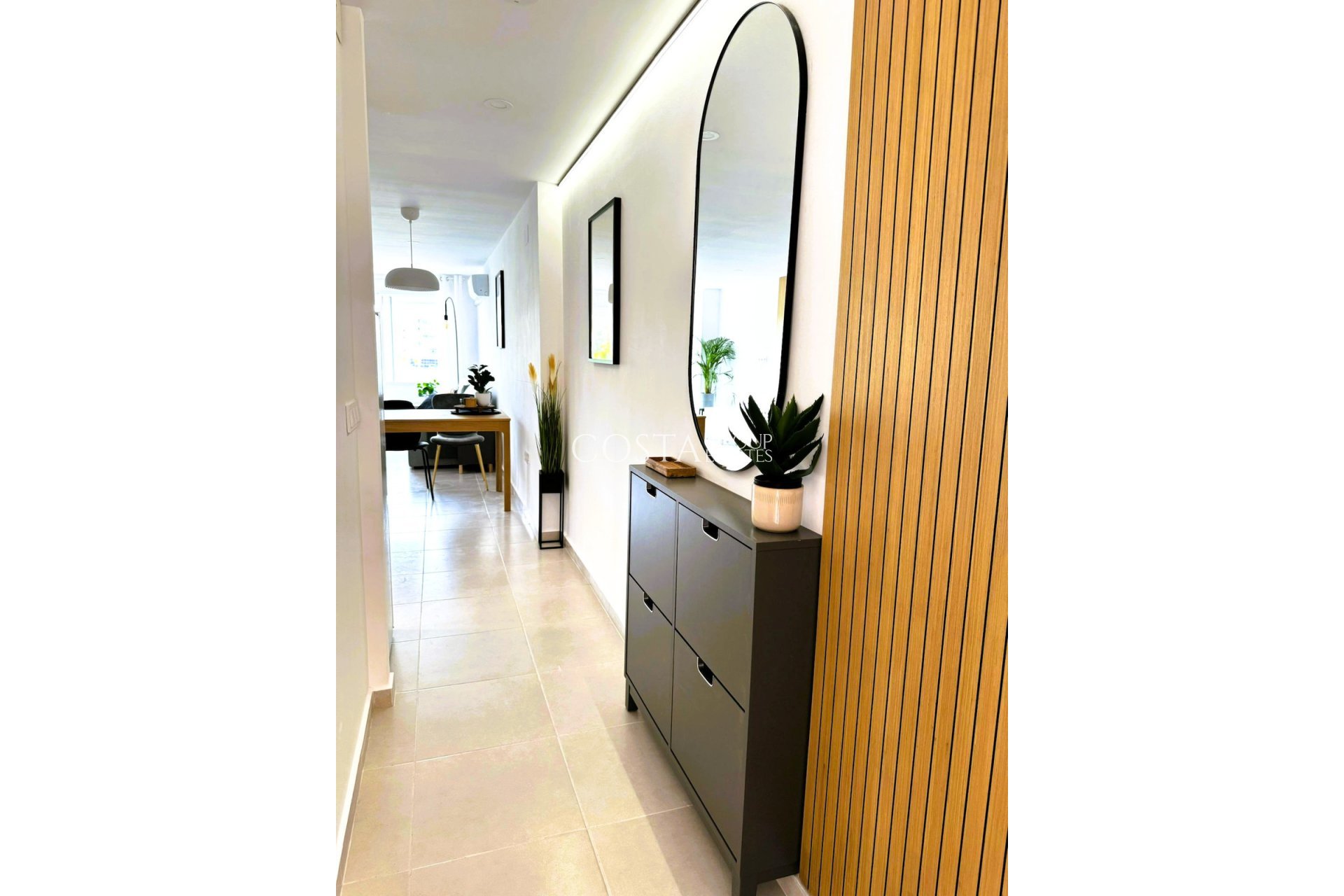 Odsprzedaż - Apartments -
Torrevieja - Torrevieja Centro