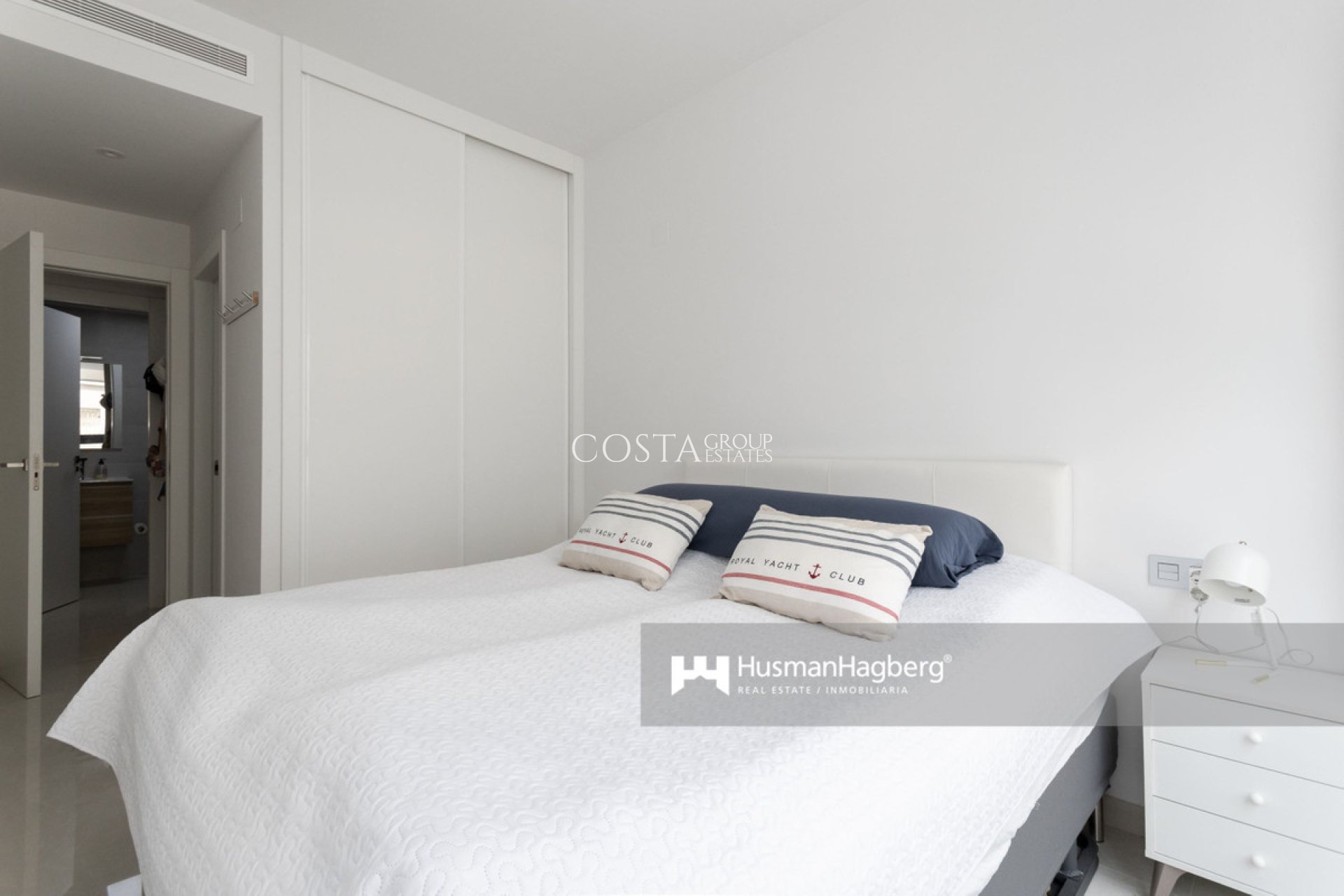 Odsprzedaż - Apartments -
Torrevieja - Torrevieja Centro