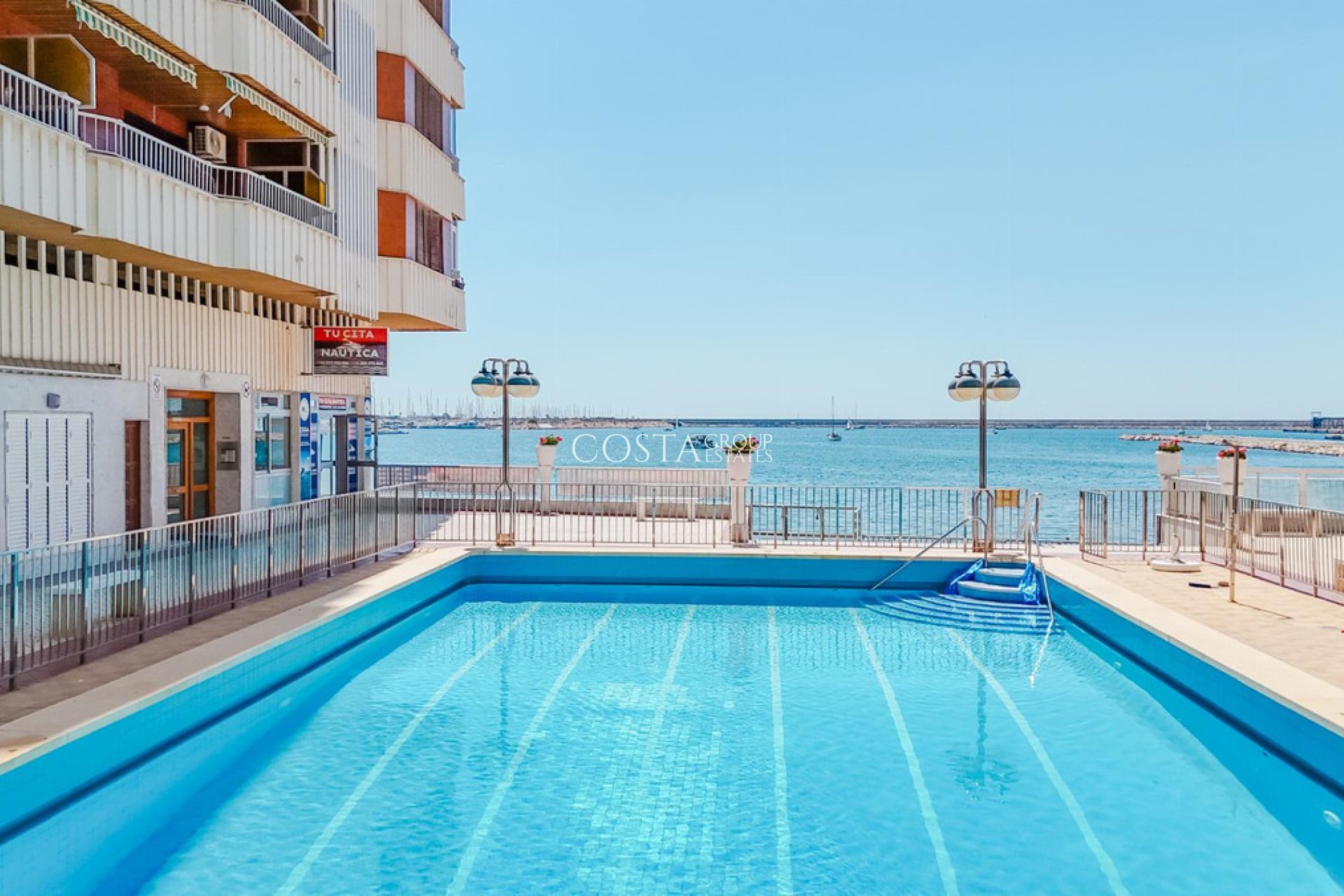 Odsprzedaż - Apartments -
Torrevieja - Torrevieja Centro