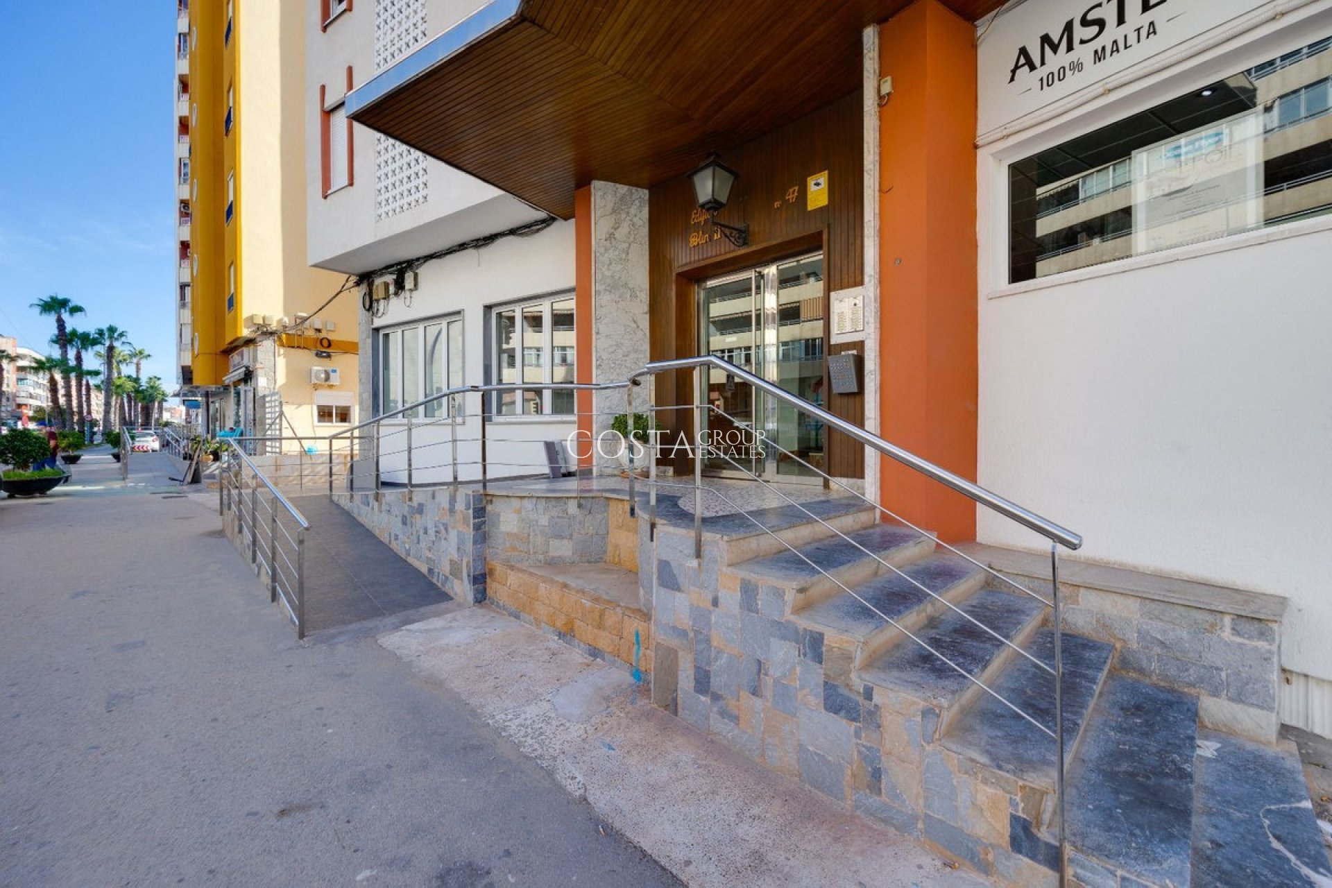 Odsprzedaż - Apartments -
Torrevieja - Torrevieja Centro