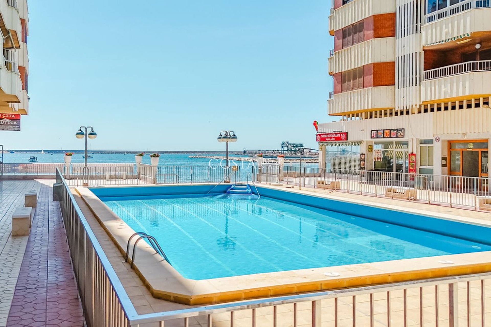 Odsprzedaż - Apartments -
Torrevieja - Torrevieja Centro