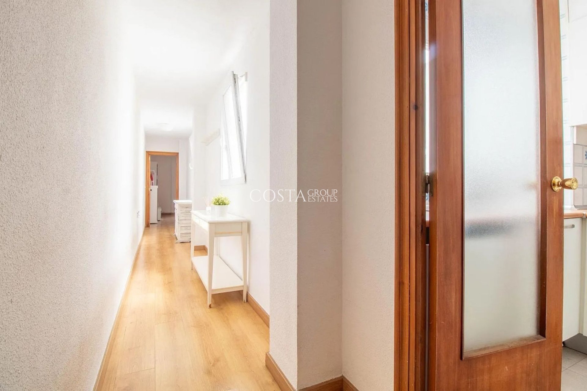 Odsprzedaż - Apartments -
Torrevieja - Torrevieja Centro