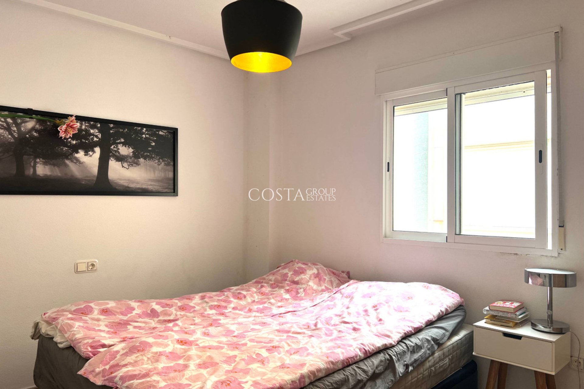 Odsprzedaż - Apartments -
Torrevieja - Torrevieja Centro