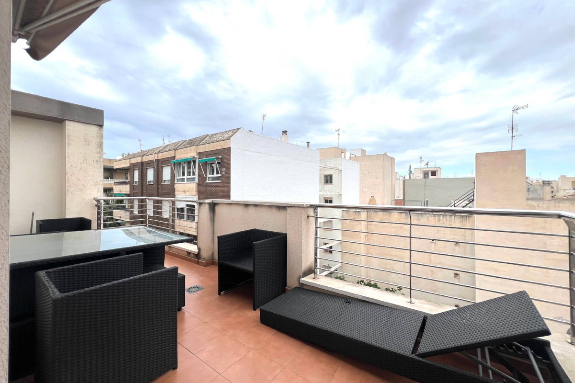Odsprzedaż - Apartments -
Torrevieja - Torrevieja Centro