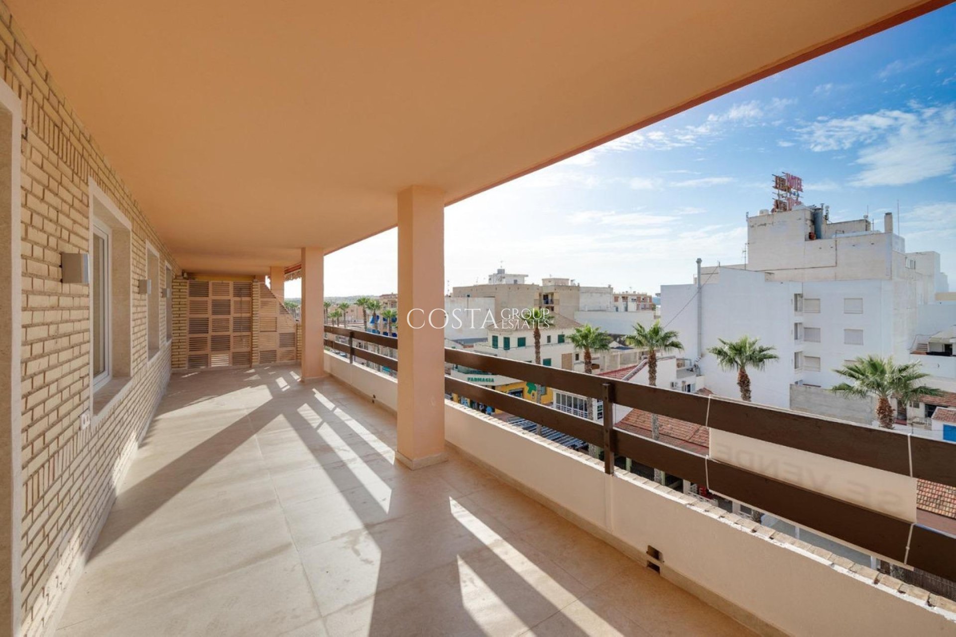 Odsprzedaż - Apartments -
Torrevieja - Torrevieja Centro