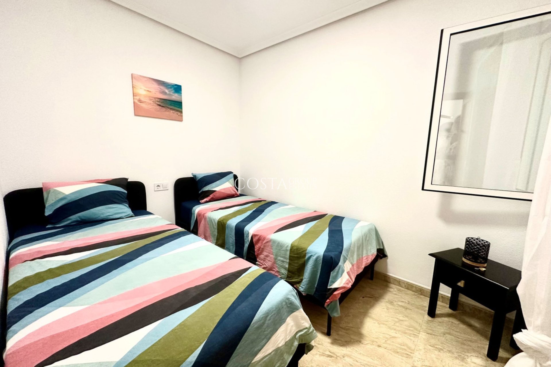 Odsprzedaż - Apartments -
Torrevieja - Torrevieja Centro