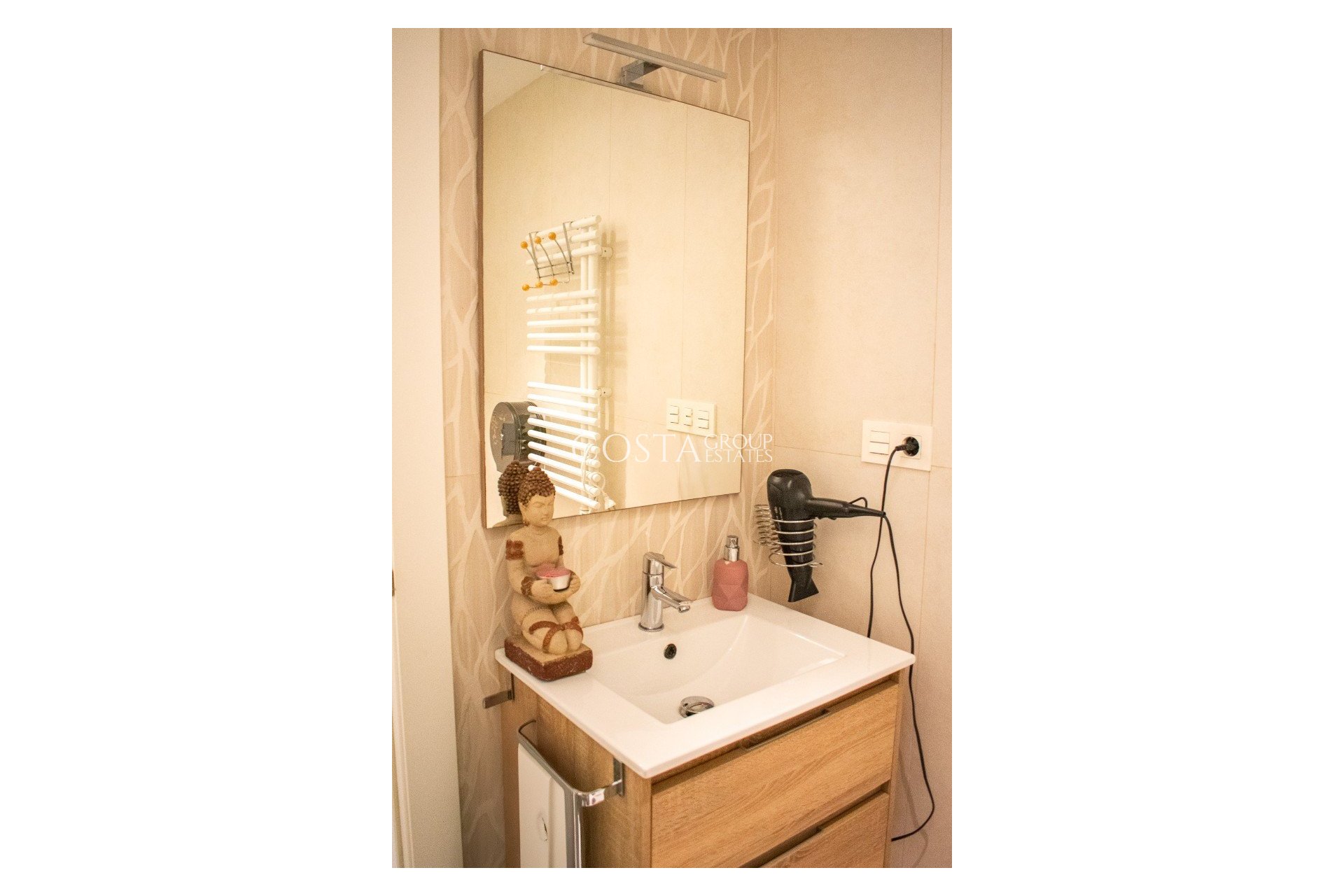 Odsprzedaż - Apartments -
Torrevieja - Torrevieja Centro