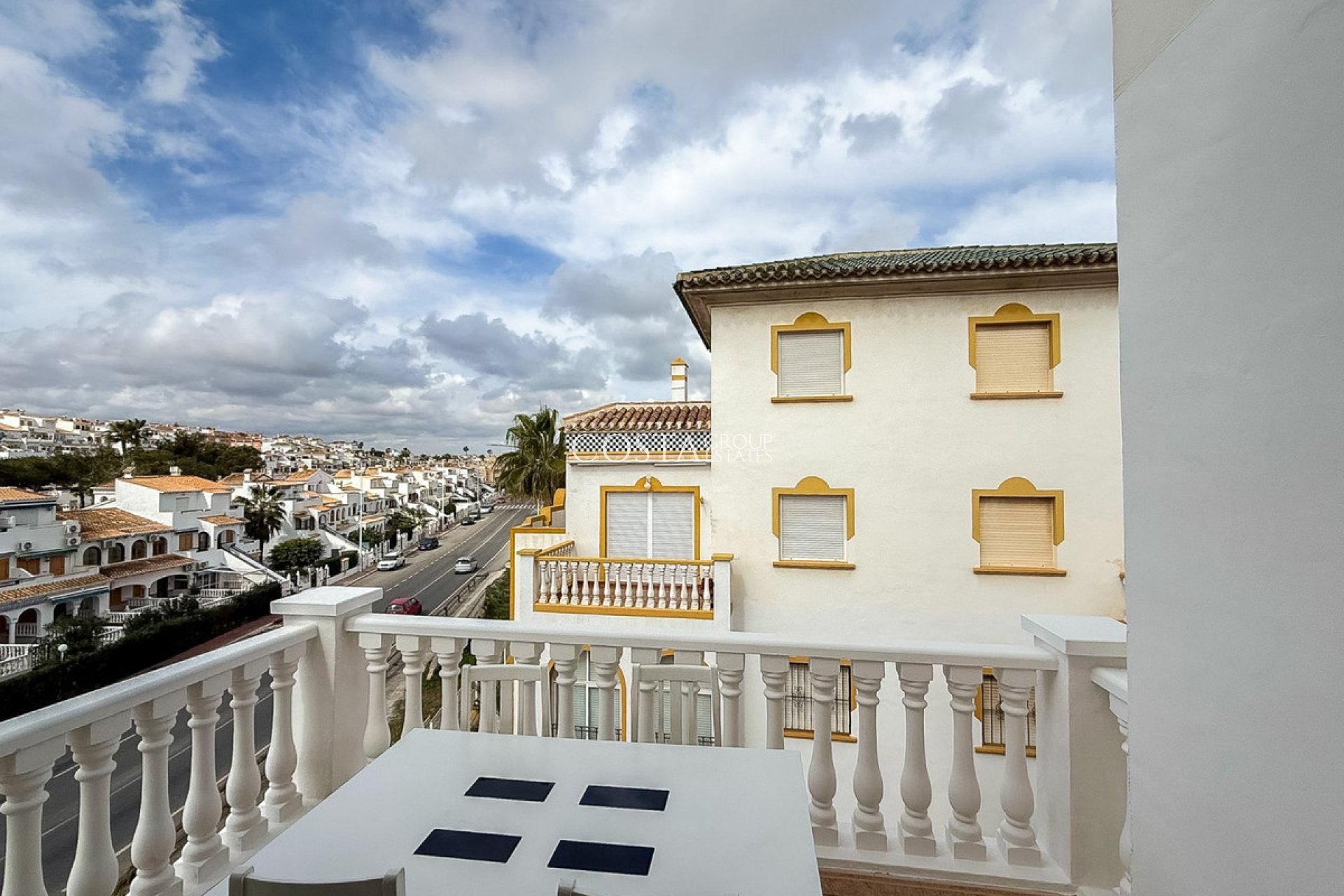 Odsprzedaż - Apartments -
Torrevieja - Torrevieja Centro