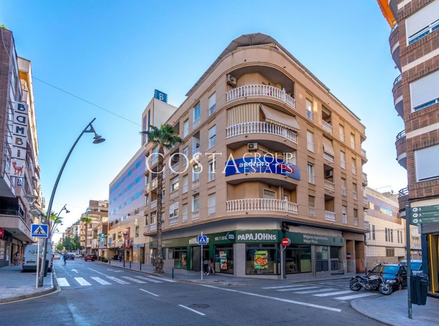 Odsprzedaż - Apartments -
Torrevieja - Torrevieja Centro