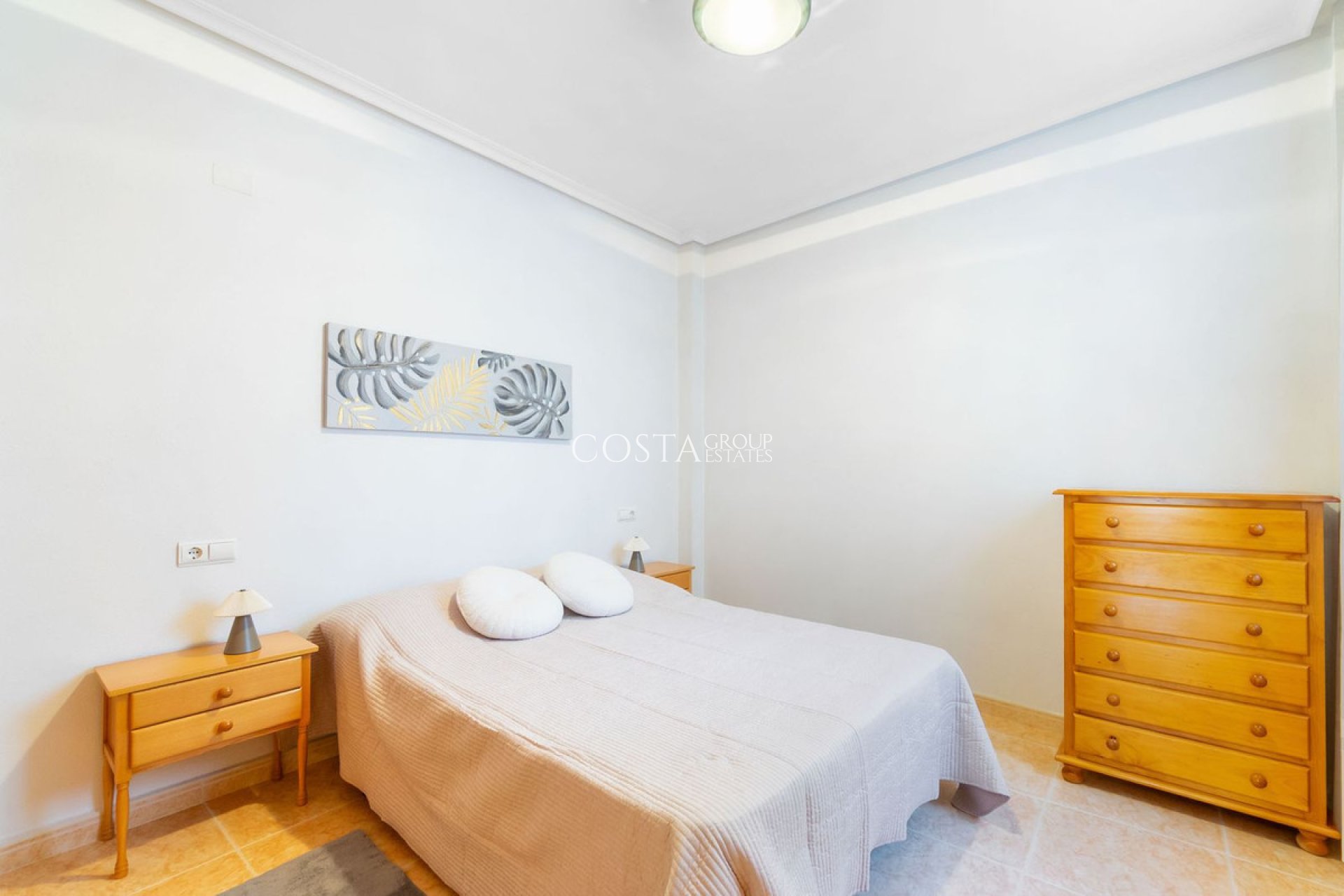 Odsprzedaż - Apartments -
Torrevieja - Torrevieja Centro