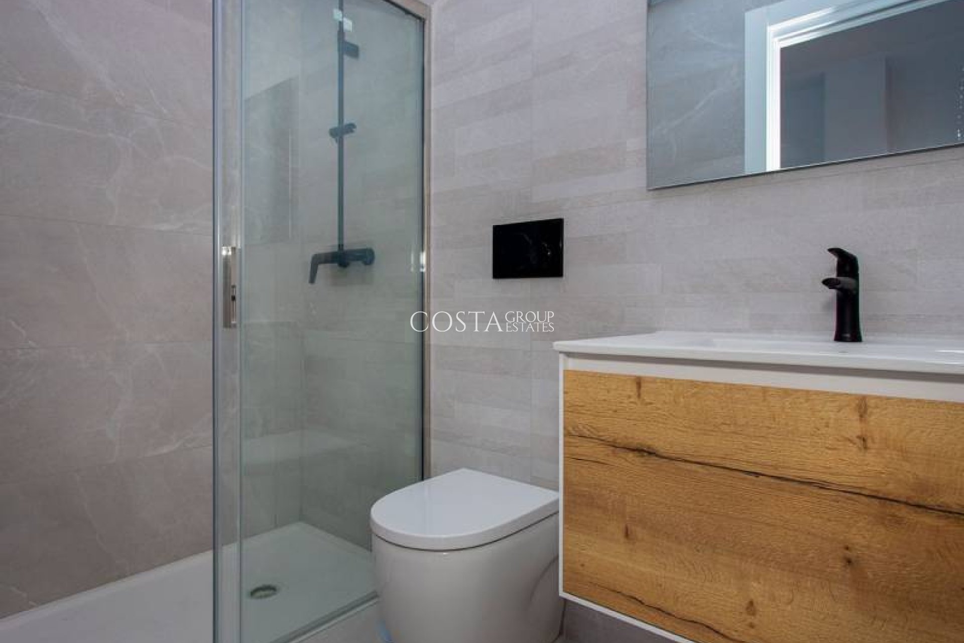 Odsprzedaż - Apartments -
Torrevieja