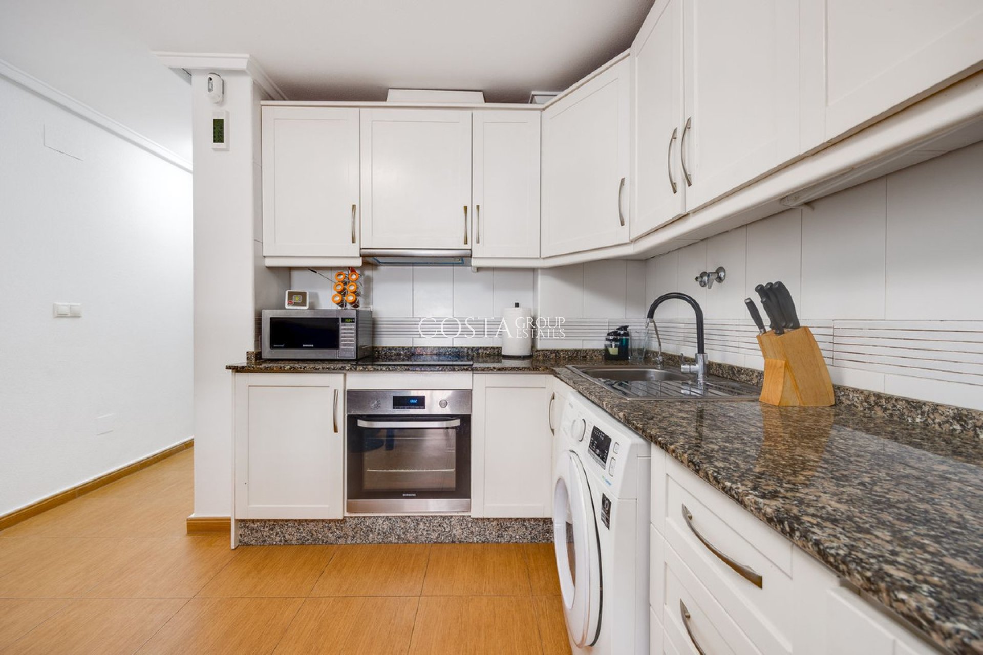 Odsprzedaż - Apartments -
Torrevieja