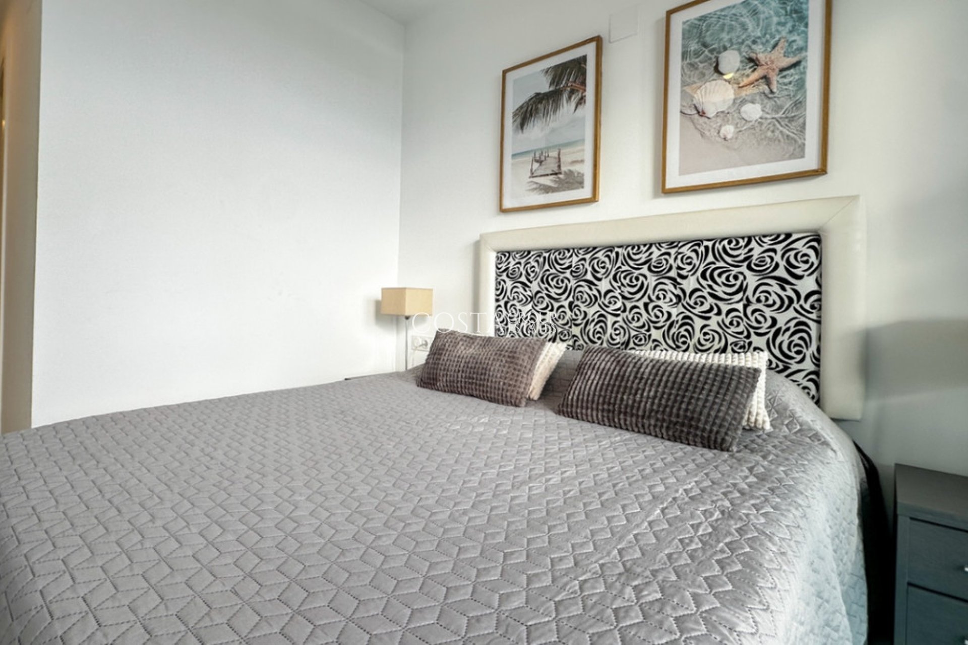 Odsprzedaż - Apartments -
Torrevieja