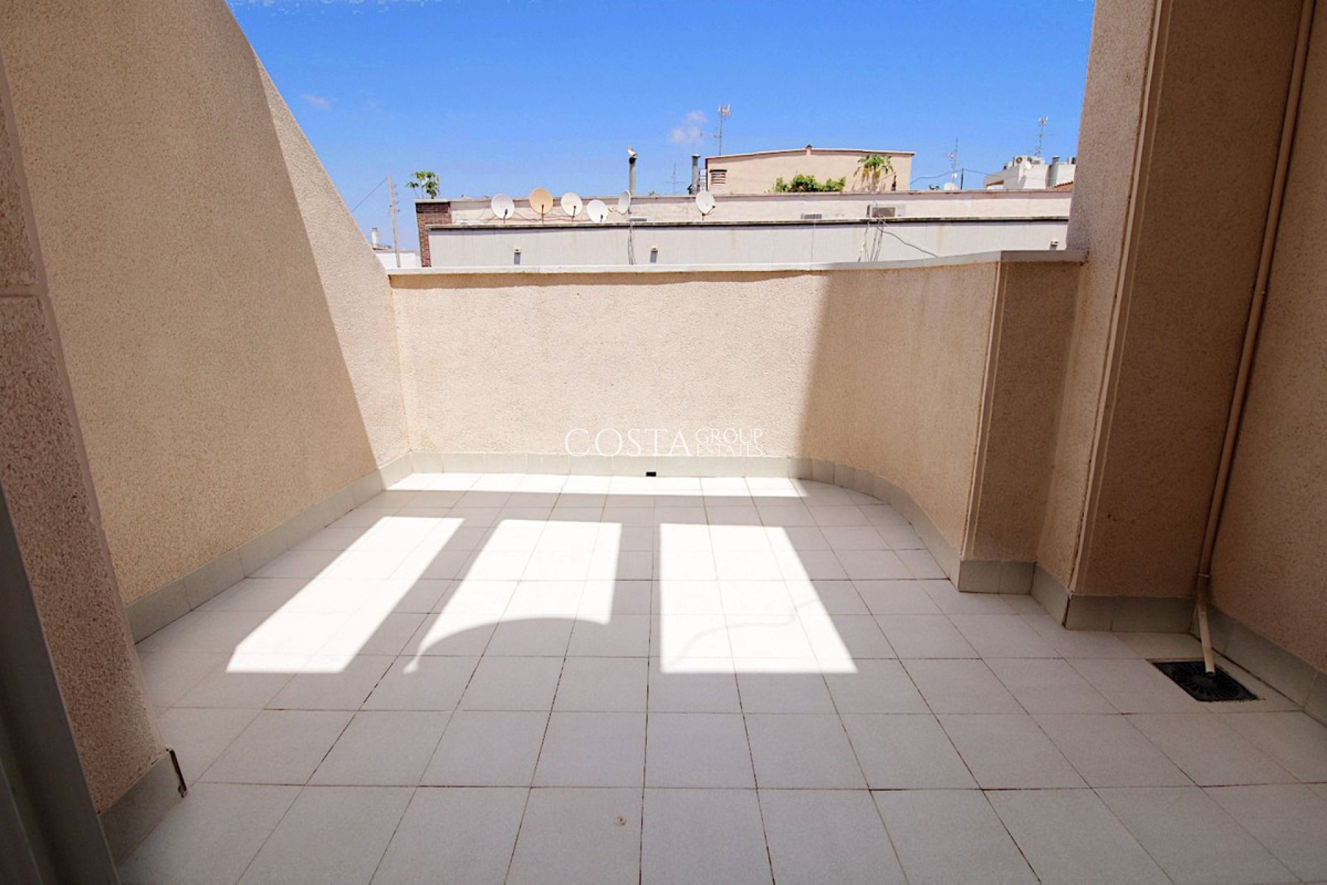 Odsprzedaż - Apartments -
Torrevieja