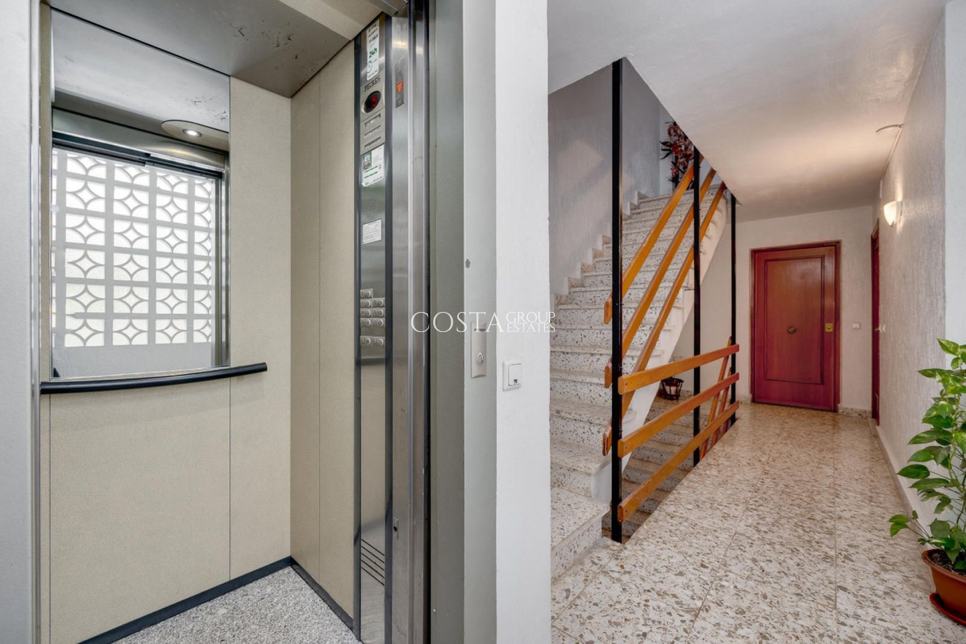 Odsprzedaż - Apartments -
Torrevieja