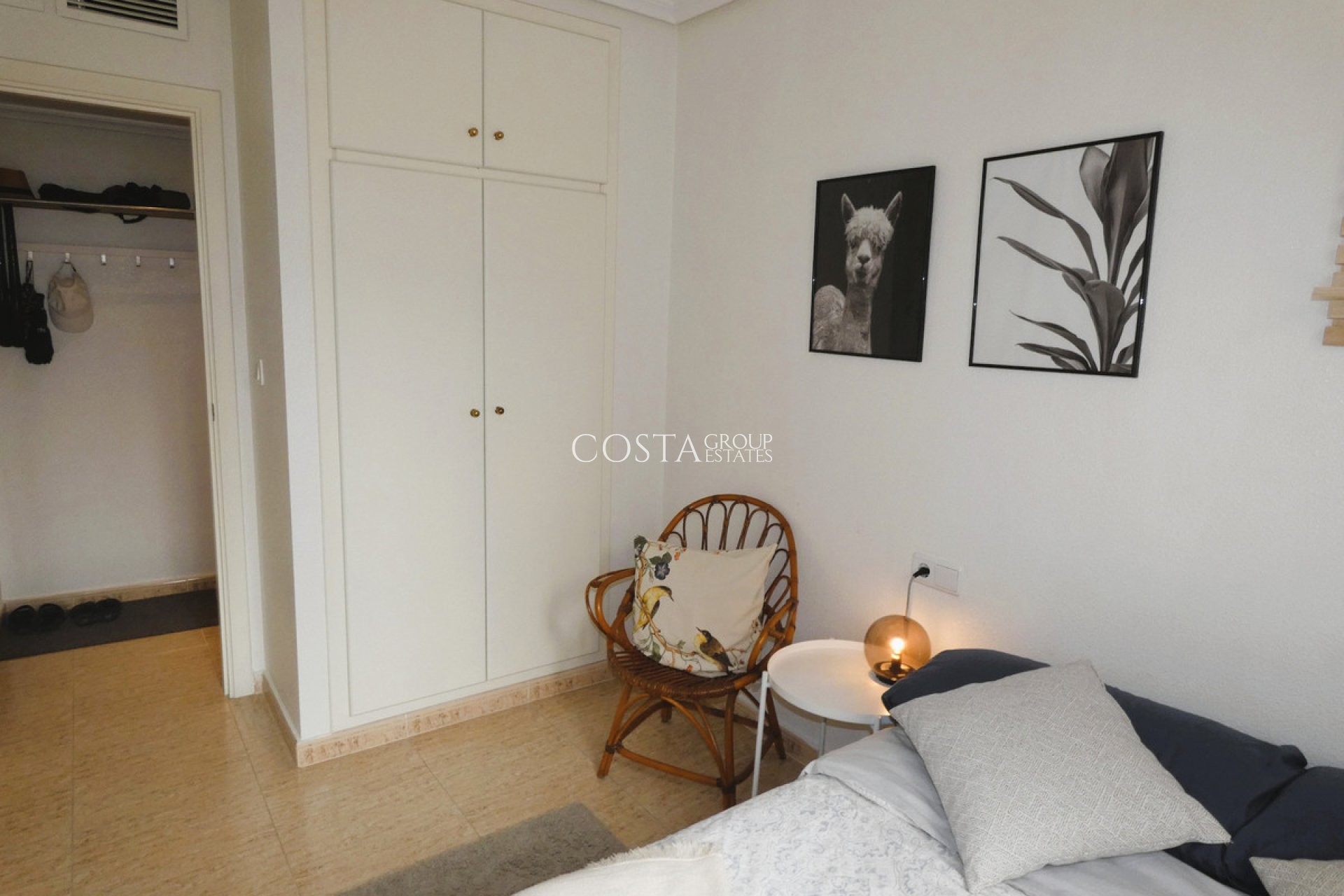 Odsprzedaż - Apartments -
Torrevieja