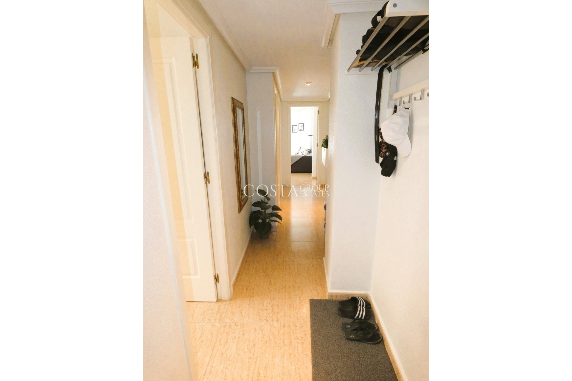 Odsprzedaż - Apartments -
Torrevieja