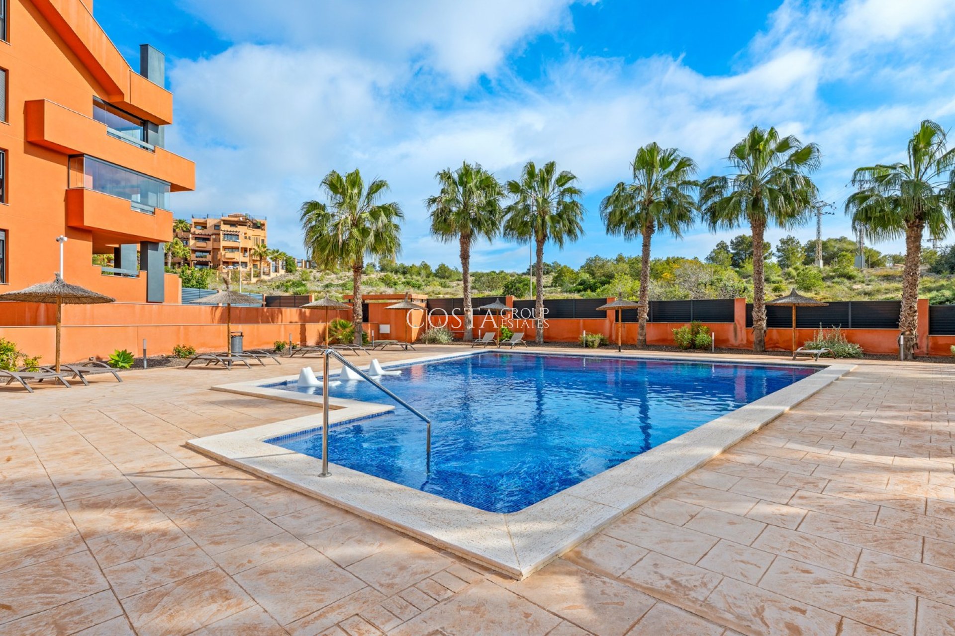 Odsprzedaż - Apartments -
Villamartín - Lomas del Golf