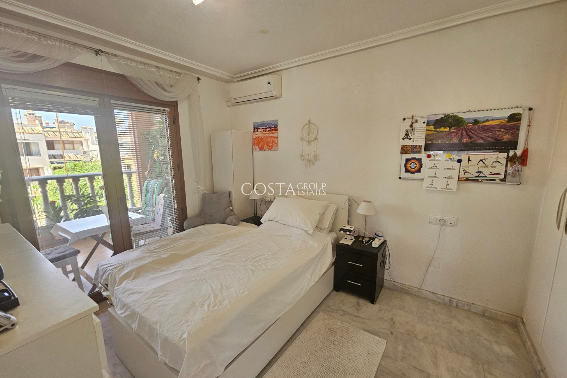 Odsprzedaż - Apartments -
Villamartín - PAU 8