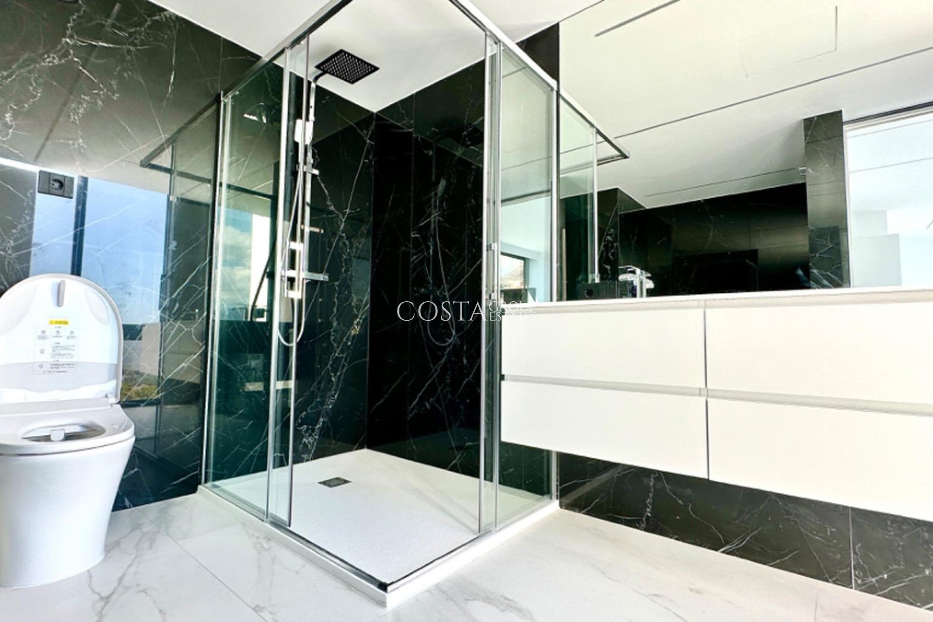 Odsprzedaż - Dom -
Altea - Altea Centro