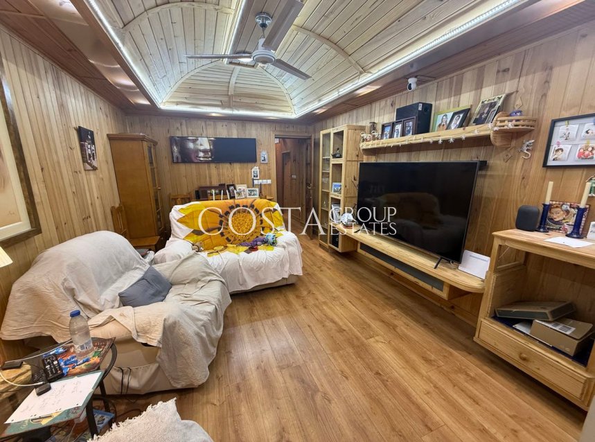 Odsprzedaż - Dom -
Benijofar