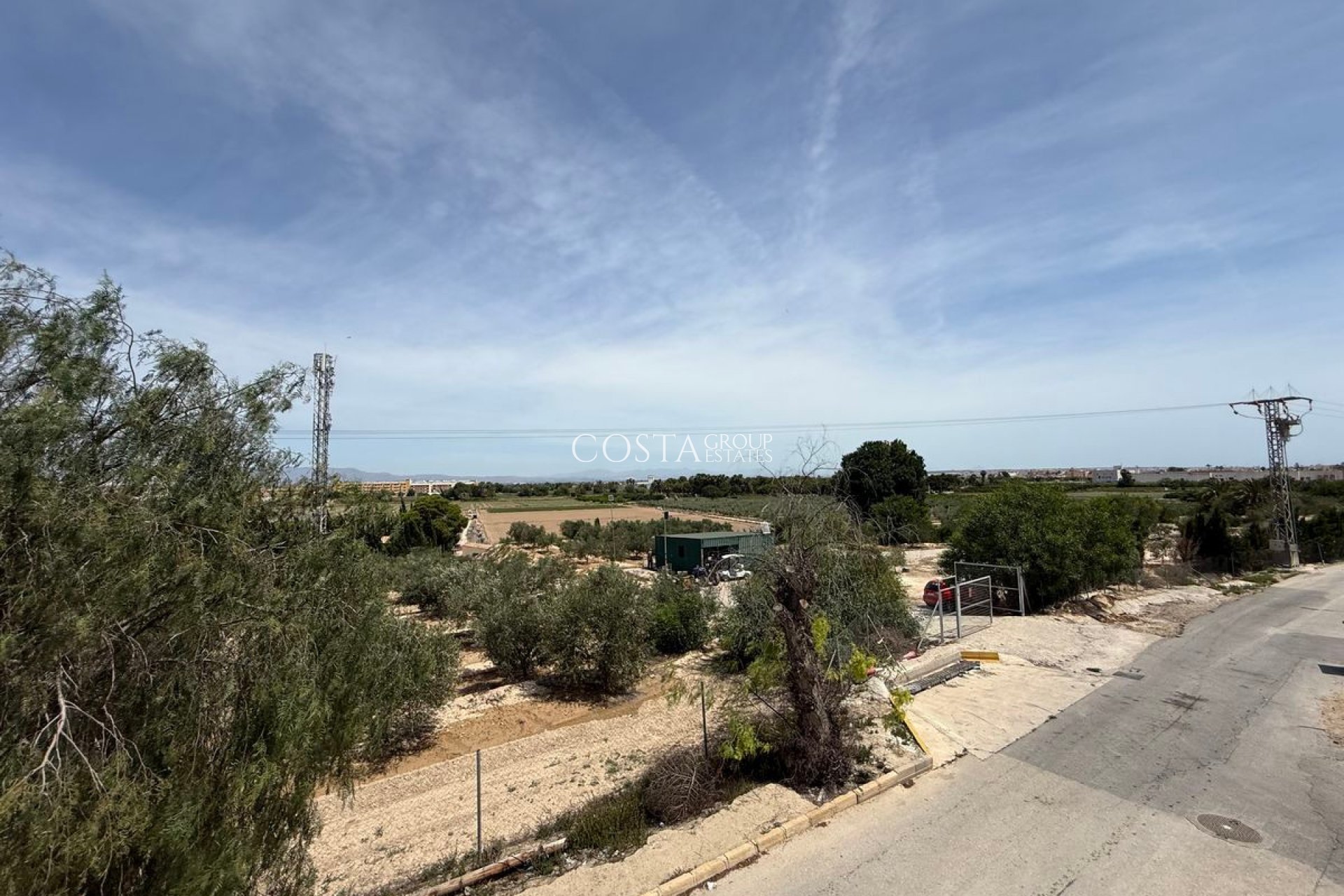 Odsprzedaż - Dom -
Benijofar