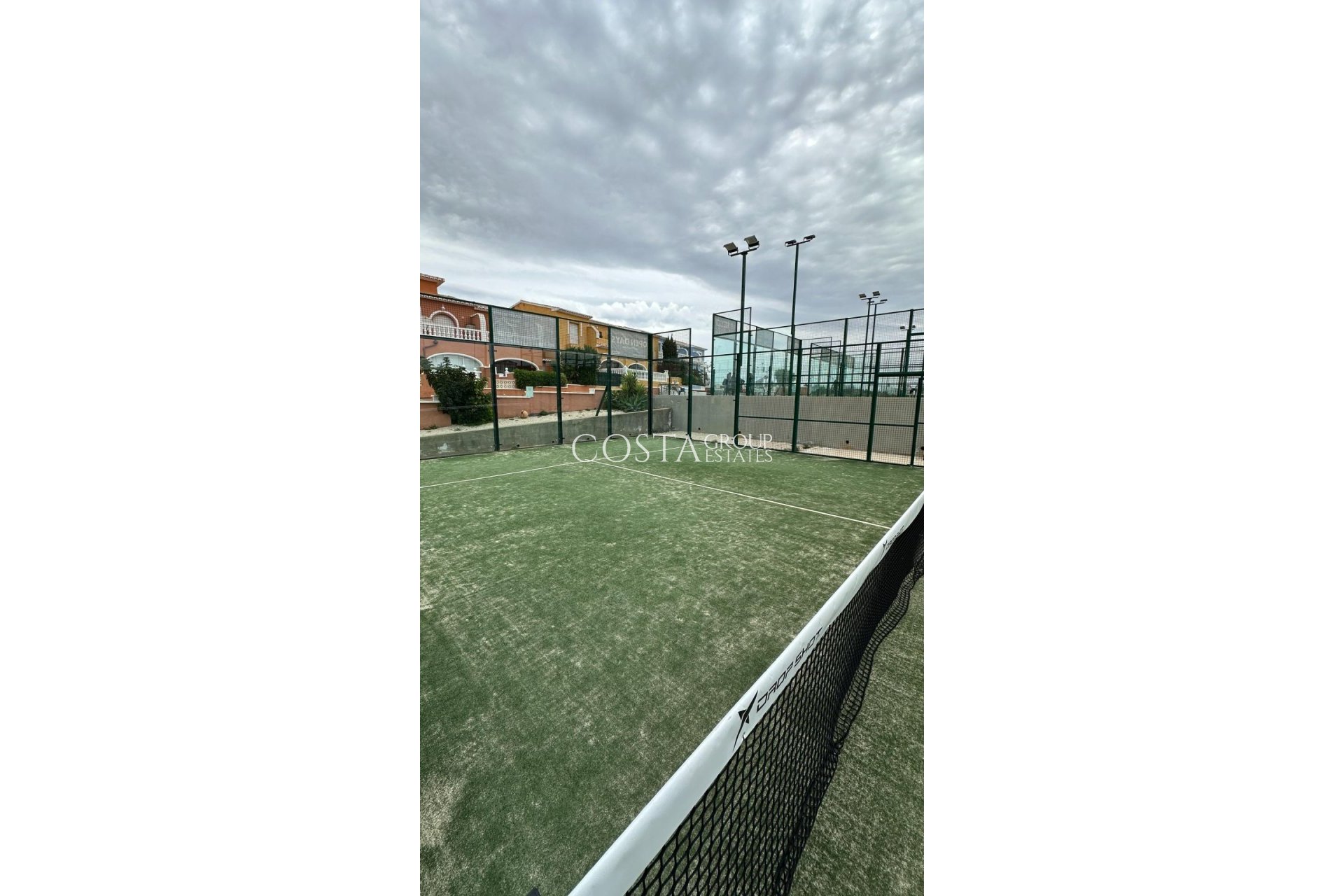 Odsprzedaż - Dom -
Benitachell - Benitachell Centro