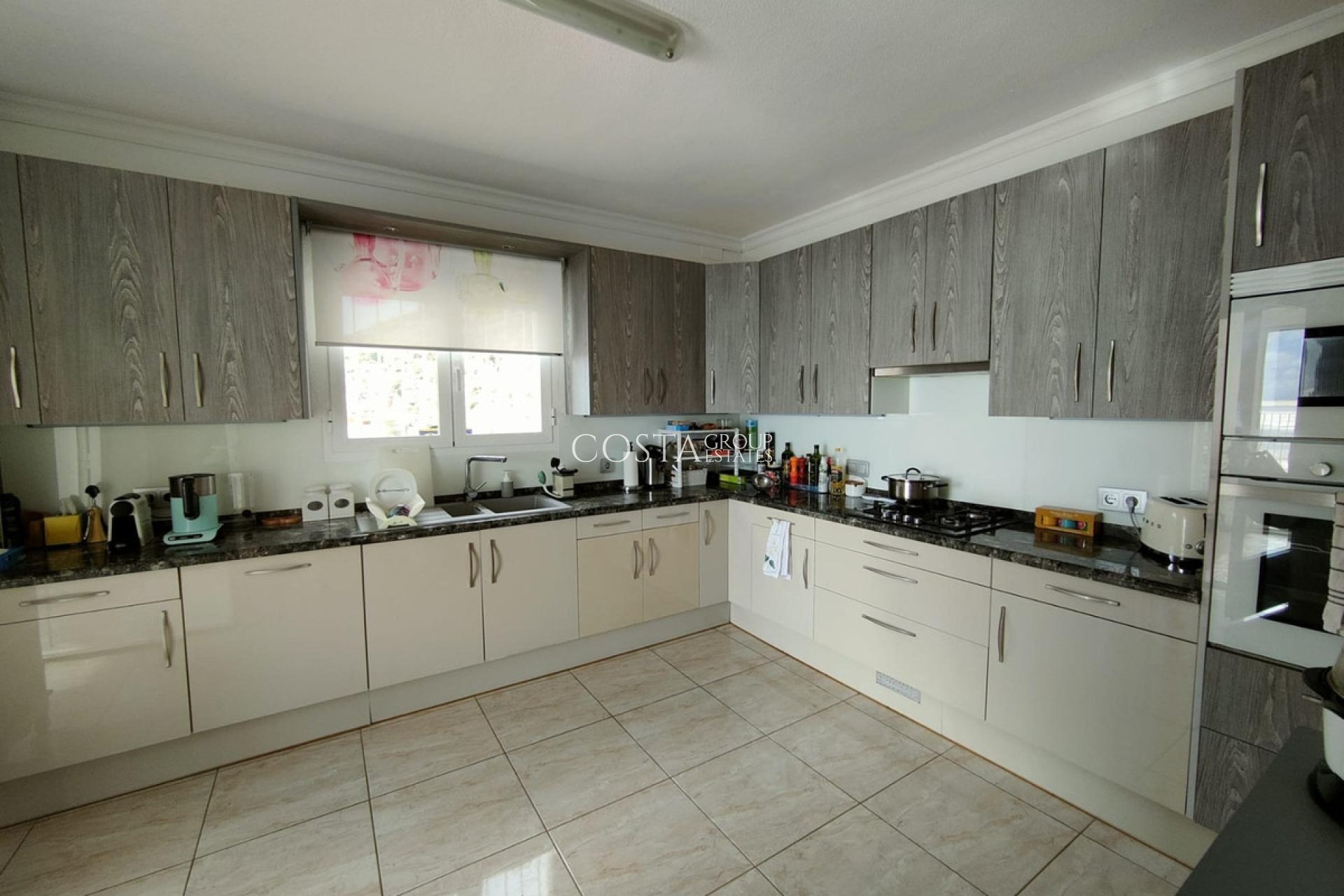 Odsprzedaż - Dom -
Benitachell - Benitachell Centro