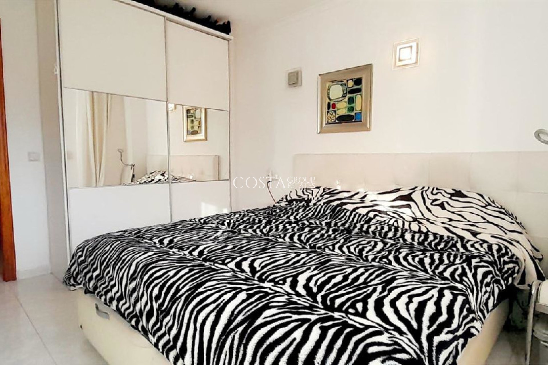 Odsprzedaż - Dom -
Benitachell - Benitachell Centro