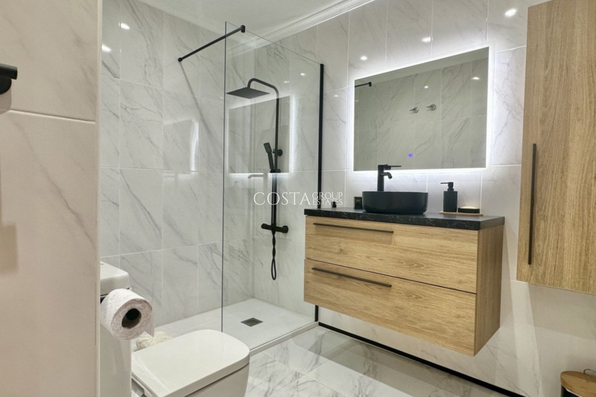 Odsprzedaż - Dom -
Orihuela Costa - La Florida