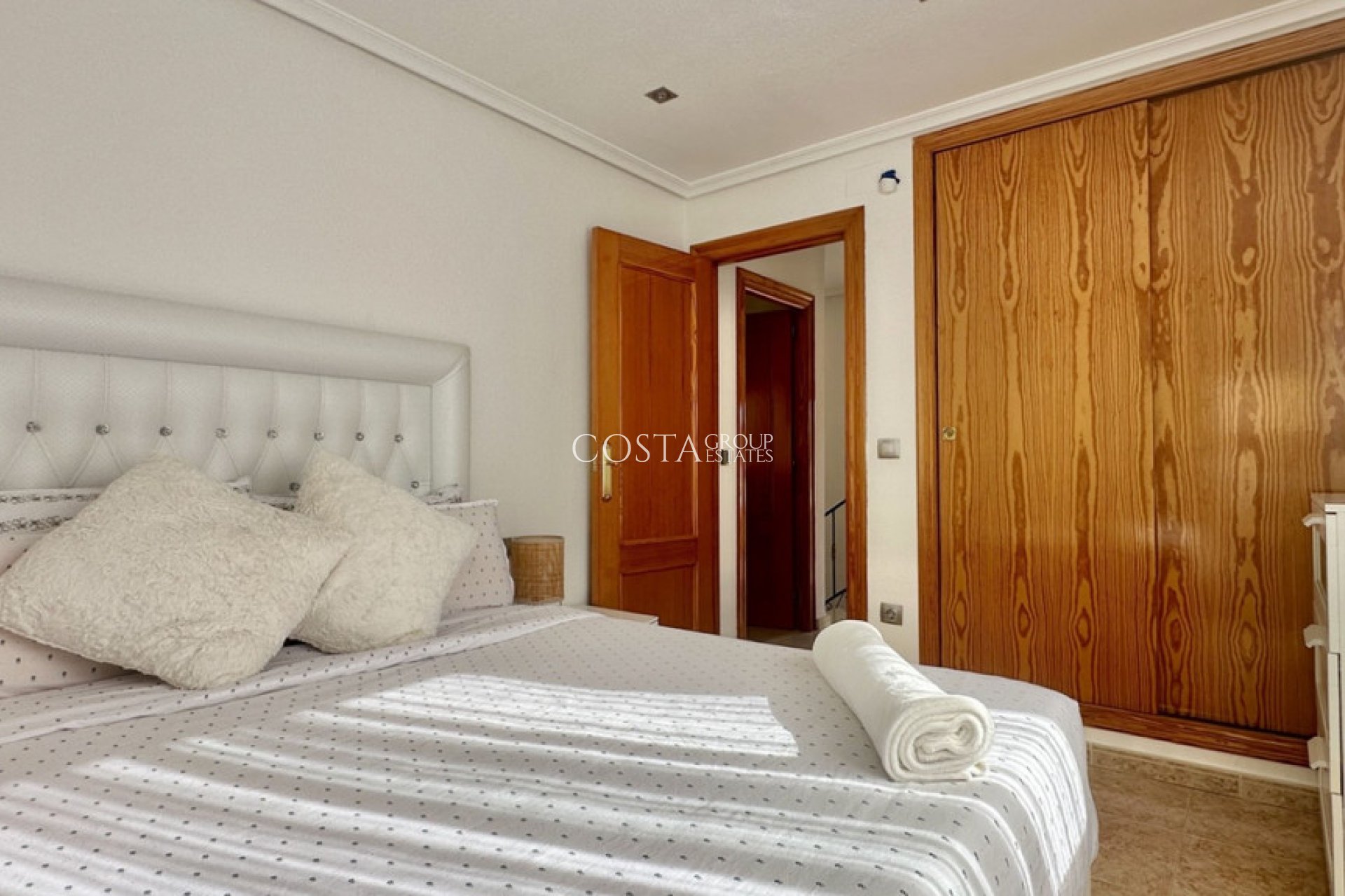 Odsprzedaż - Dom -
Orihuela Costa - La Florida