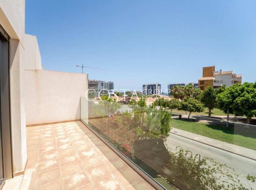 Odsprzedaż - Dom -
Orihuela Costa - Punta Prima