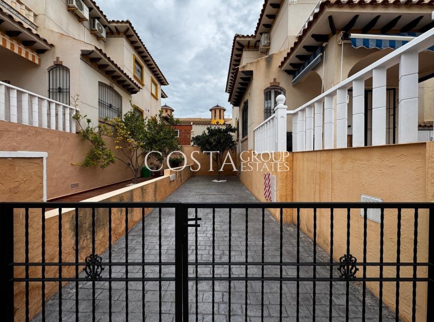 Odsprzedaż - Dom -
Orihuela Costa