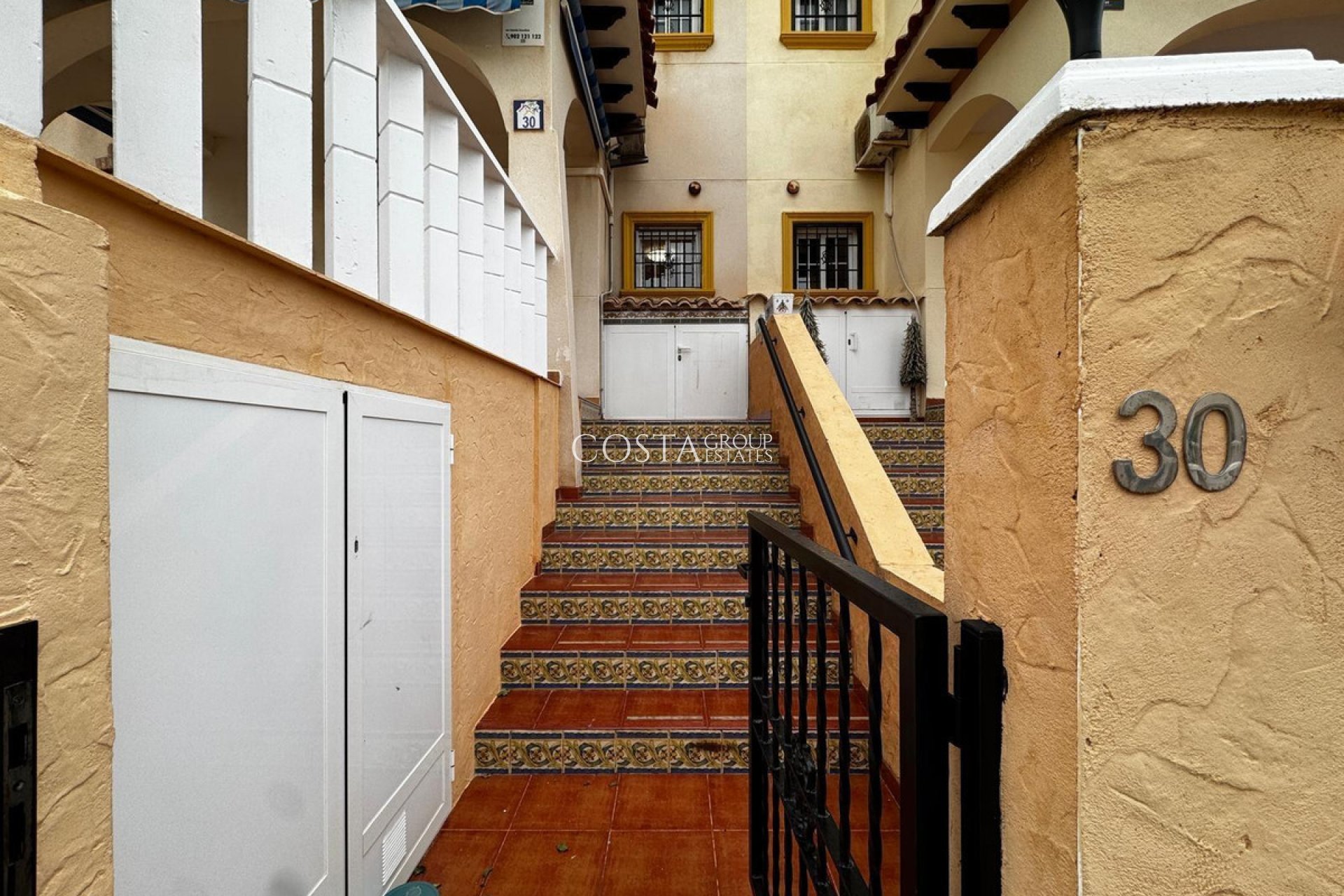 Odsprzedaż - Dom -
Orihuela Costa