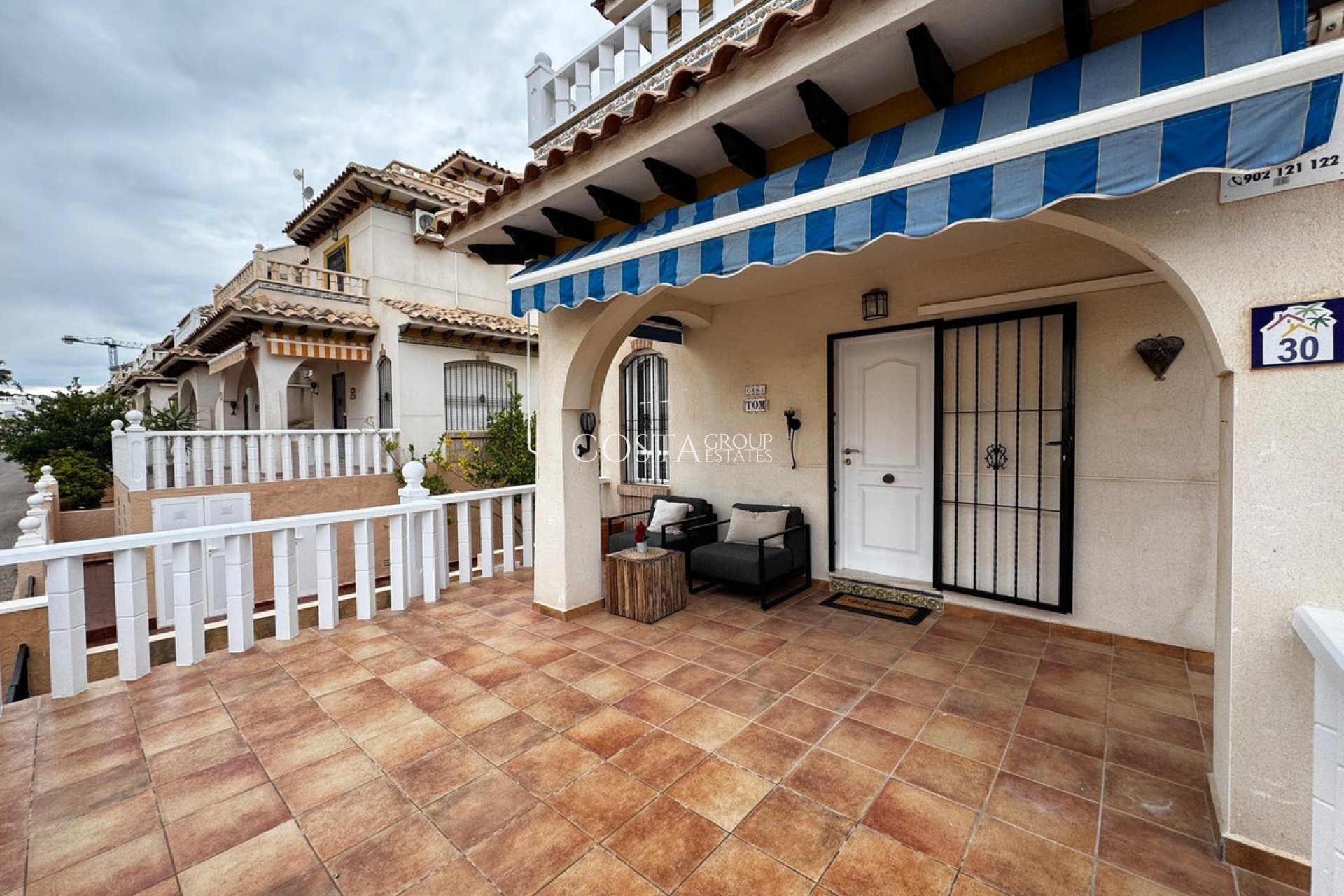 Odsprzedaż - Dom -
Orihuela Costa