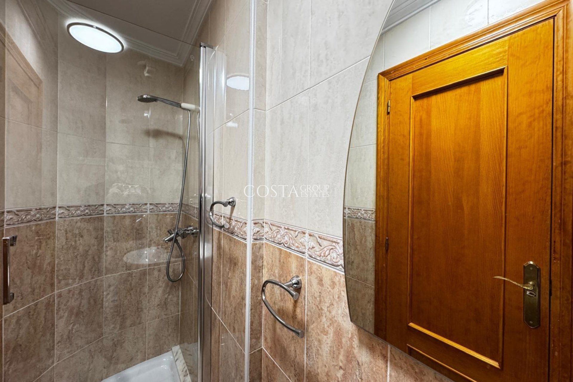 Odsprzedaż - Dom -
Orihuela Costa