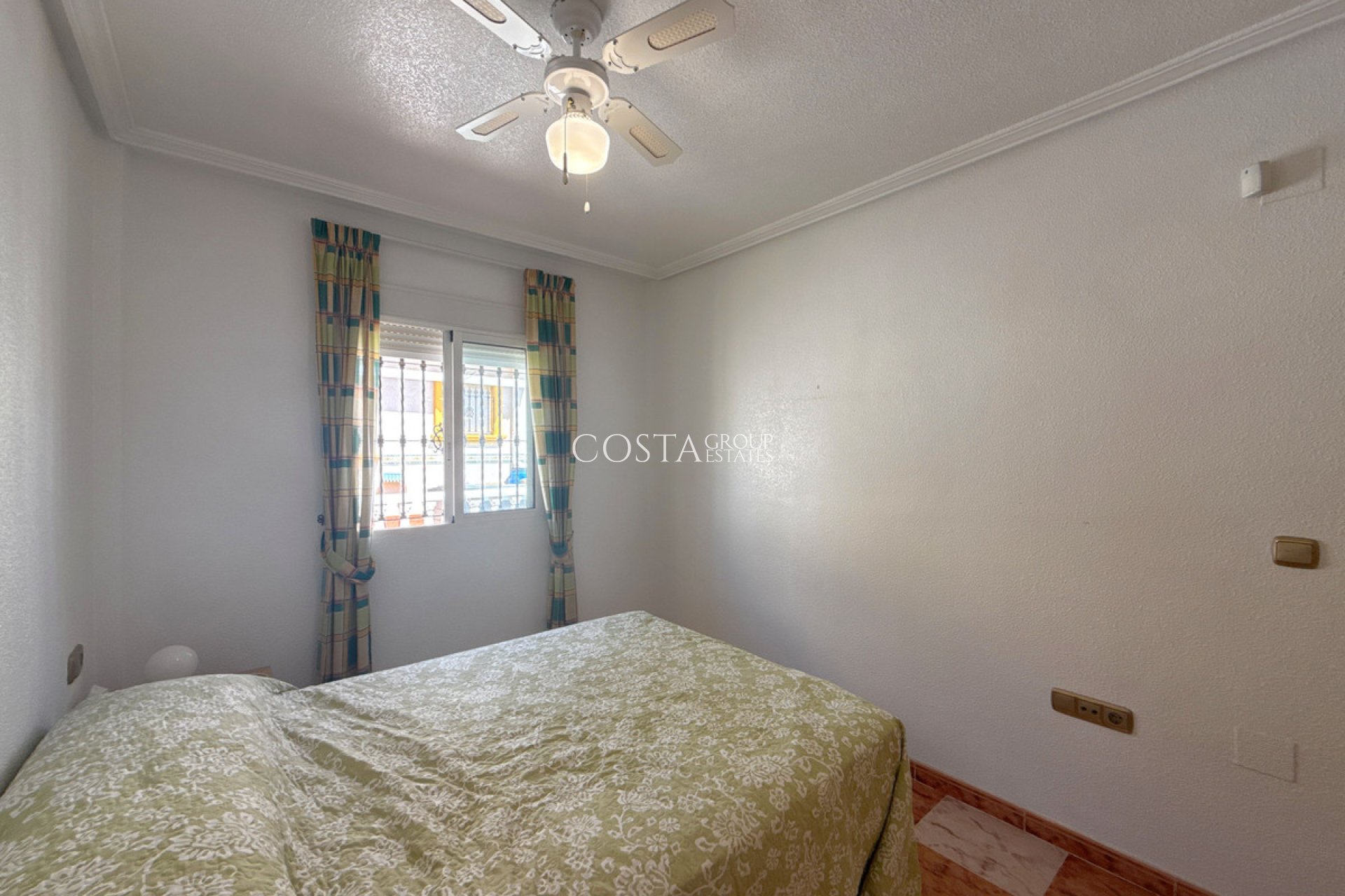 Odsprzedaż - Dom -
Orihuela - La Regia