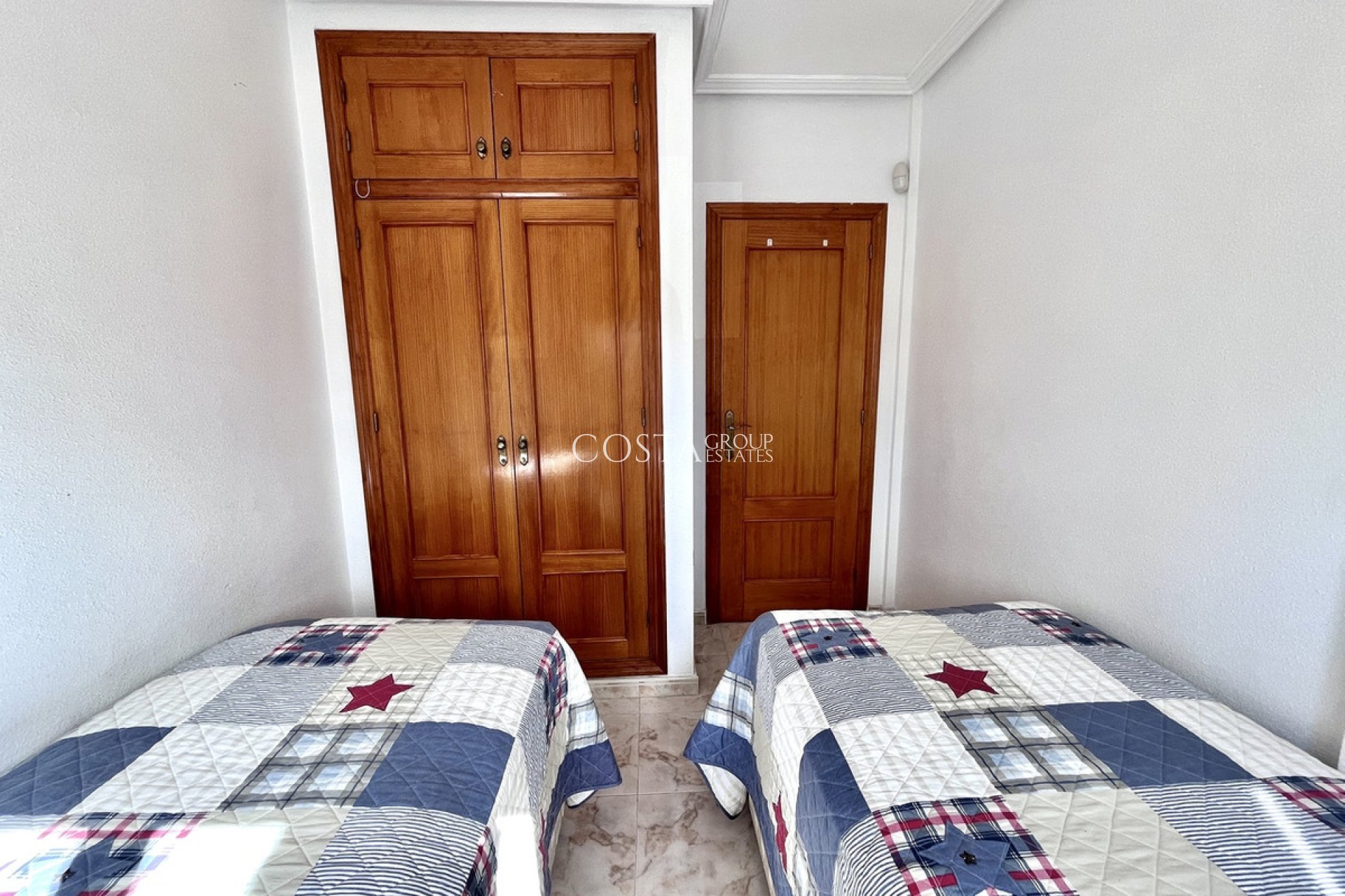 Odsprzedaż - Dom -
Orihuela - La Zenia