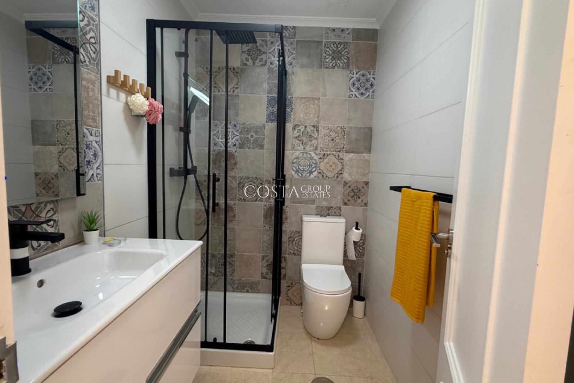 Odsprzedaż - Dom -
San Miguel de Salinas - San Miguel de Salinas Centro