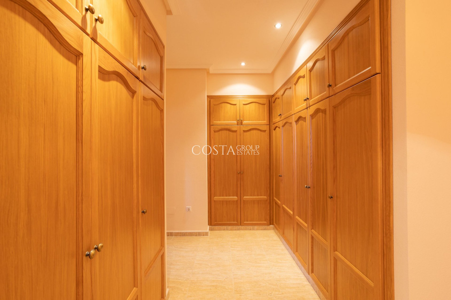 Odsprzedaż - Dom -
San Miguel de Salinas - San Miguel de Salinas Centro