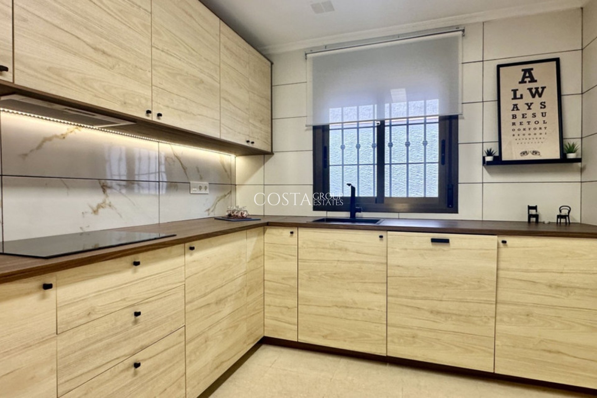 Odsprzedaż - Dom -
San Miguel de Salinas - San Miguel de Salinas Centro